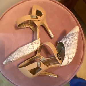 Bcbg high heel